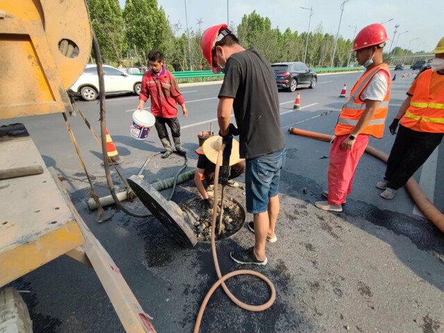鼓楼管道潜水封堵气囊
